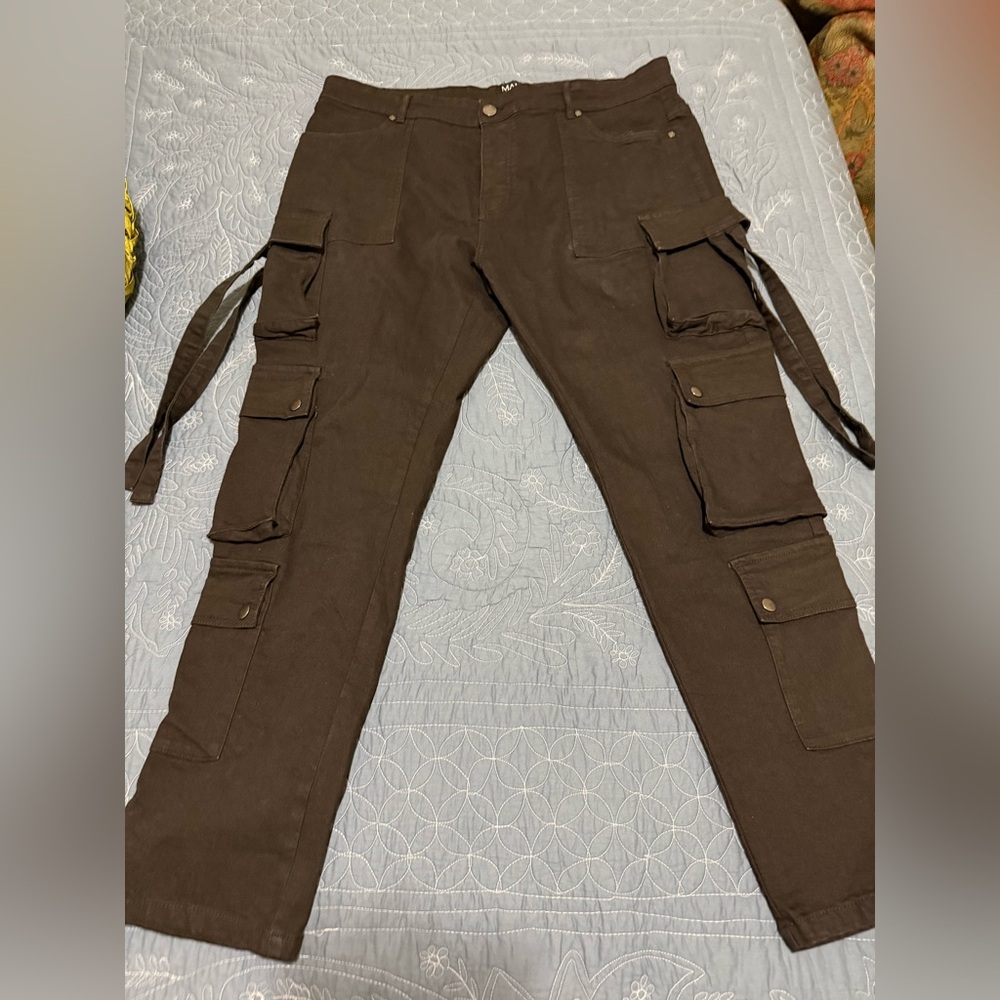 boohooMAN Black Cargo pants with Straps Jeans Men’s Skater Goth Size 42 Punk